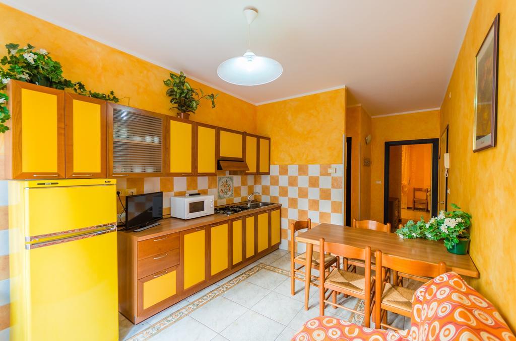 Residence Bussola Bibione Exterior foto